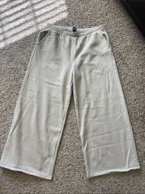 GAP Relaxed Wide-Leg Sweatpants in Cream